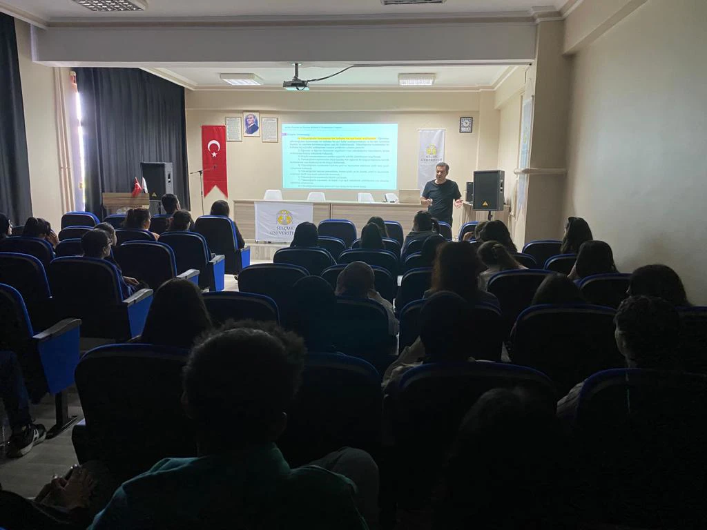 Yüksekokulumuz 2023-2024 Eğitim-Öğreyim Yılı Pazarlama ve Reklamcılık Bölümümüzün Oryantasyon Programı Gerçekleştirildi